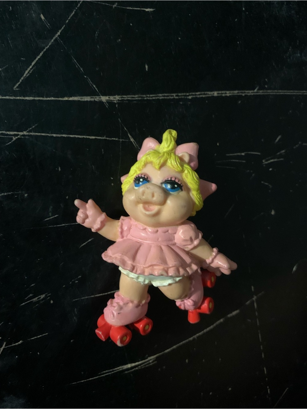 Vintage Miss Piggy On Roller Skates PVC Figure McDonald’s Happy Meal Toy